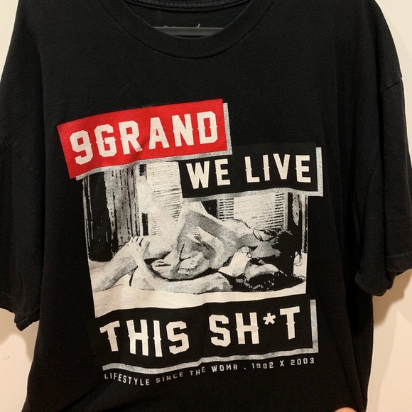 9 grand Tee - Picture 2 of 3